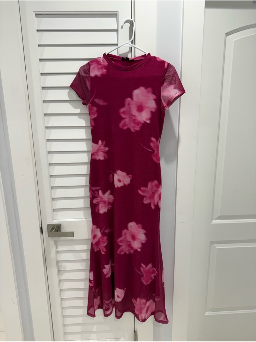 NWT See You Monday Burgundy Floral Dress - Picture 10 of 13